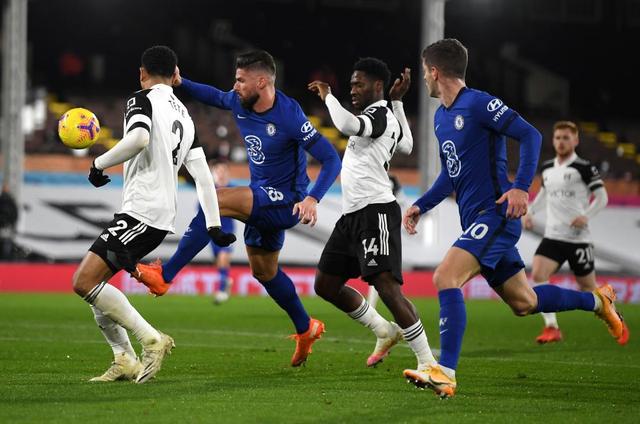 巴恩斯对战曼城全场数据：2粒进球，18次传球16次成功