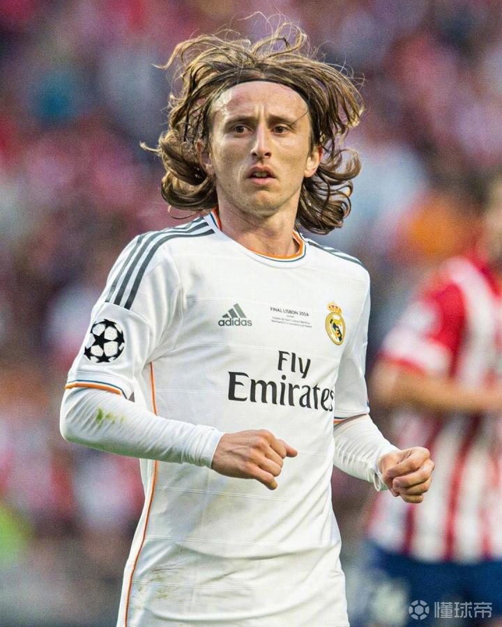 场均轰26+10！中国女篮又一15岁1米90新星蹿升：未来搭档韩旭？