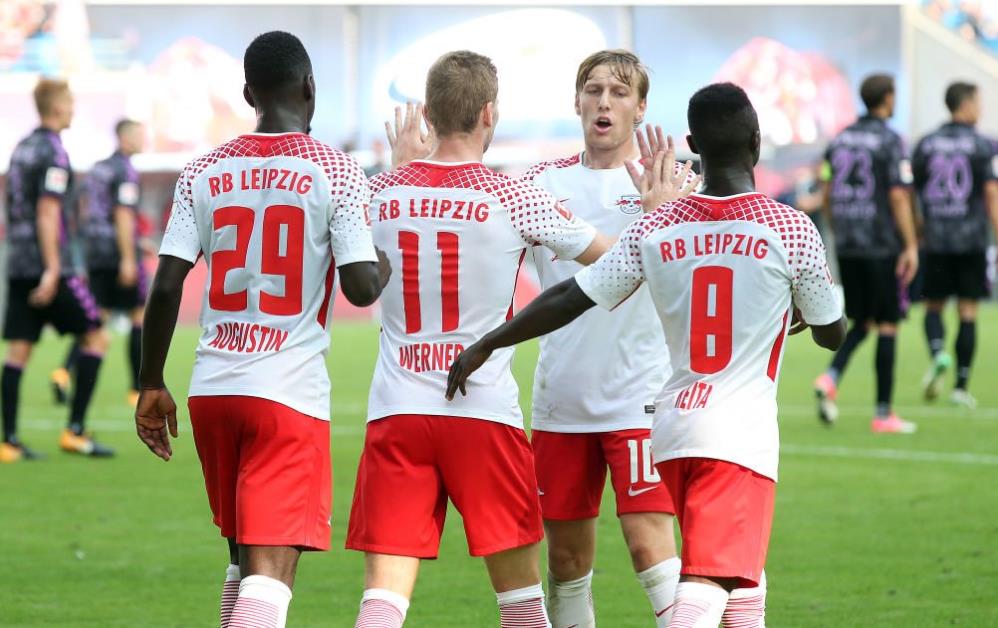 广东队33分大胜狂风晋级CBA决赛