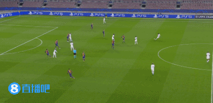 自意甲首秀以来代表同一球队参与超过100球，莱奥是同期第4人