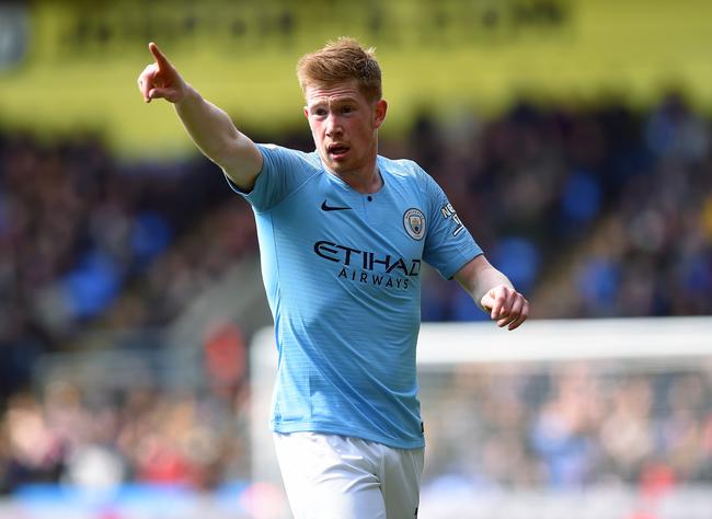 记者：拜仁即将签下17岁的厄瓜多尔中卫奥拉亚